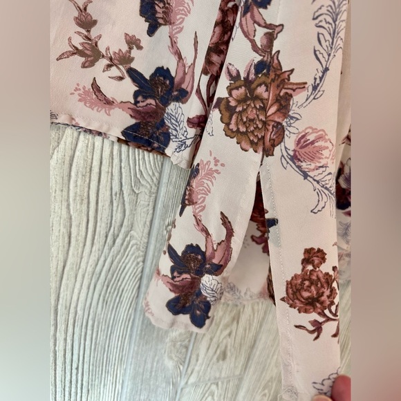 FREE PEOPLE HEARTBEAT Floral Printed Mini Dress Tunic Bell Sleeve Size Small - Picture 9 of 16